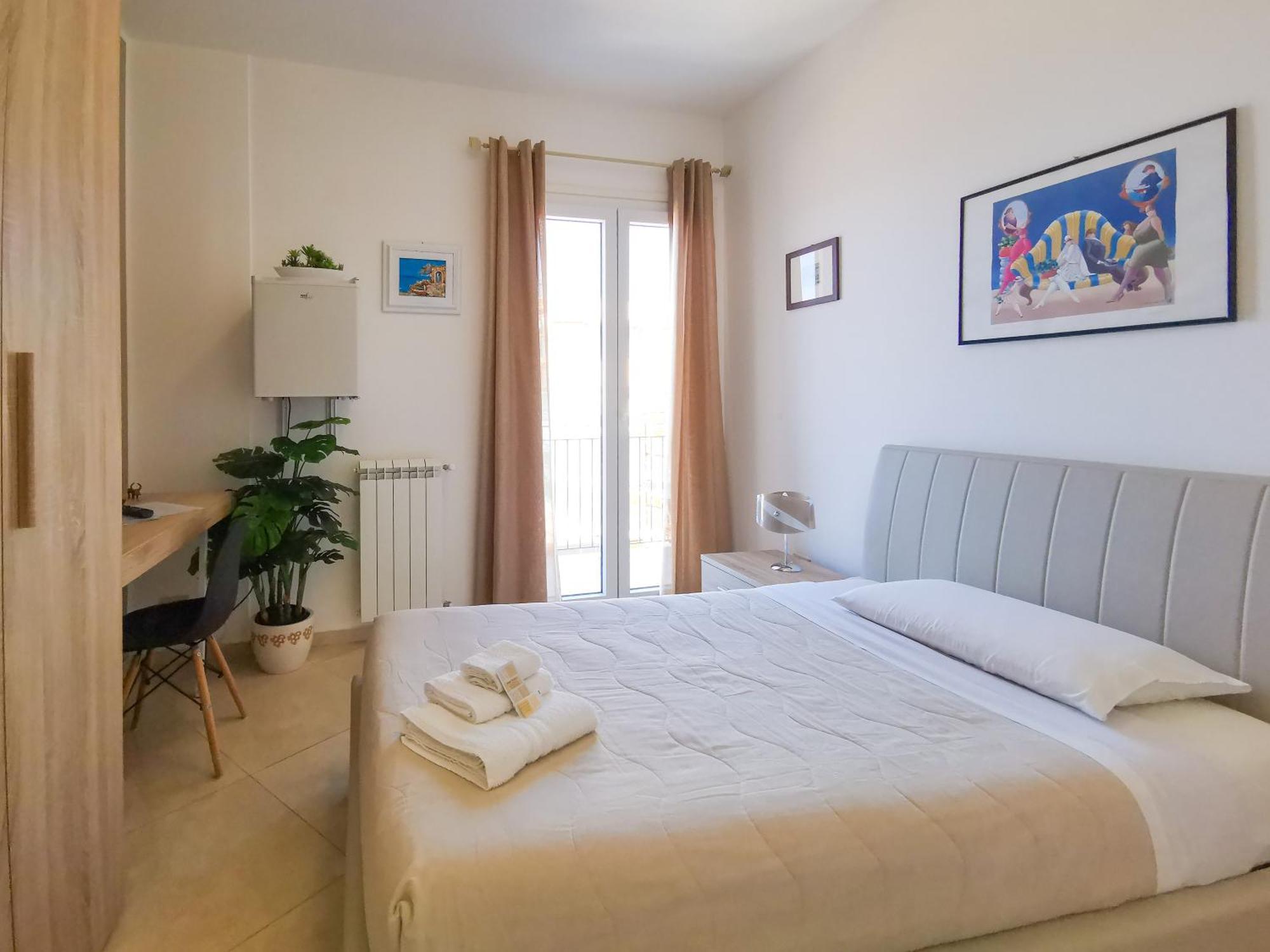 B&B Una Terrazza Sul Golfo Di Sferracavallo Exteriör bild